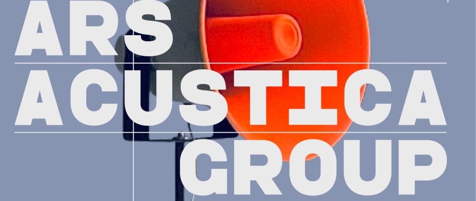 Ars Acustica Group na szarym tle i megafonie 